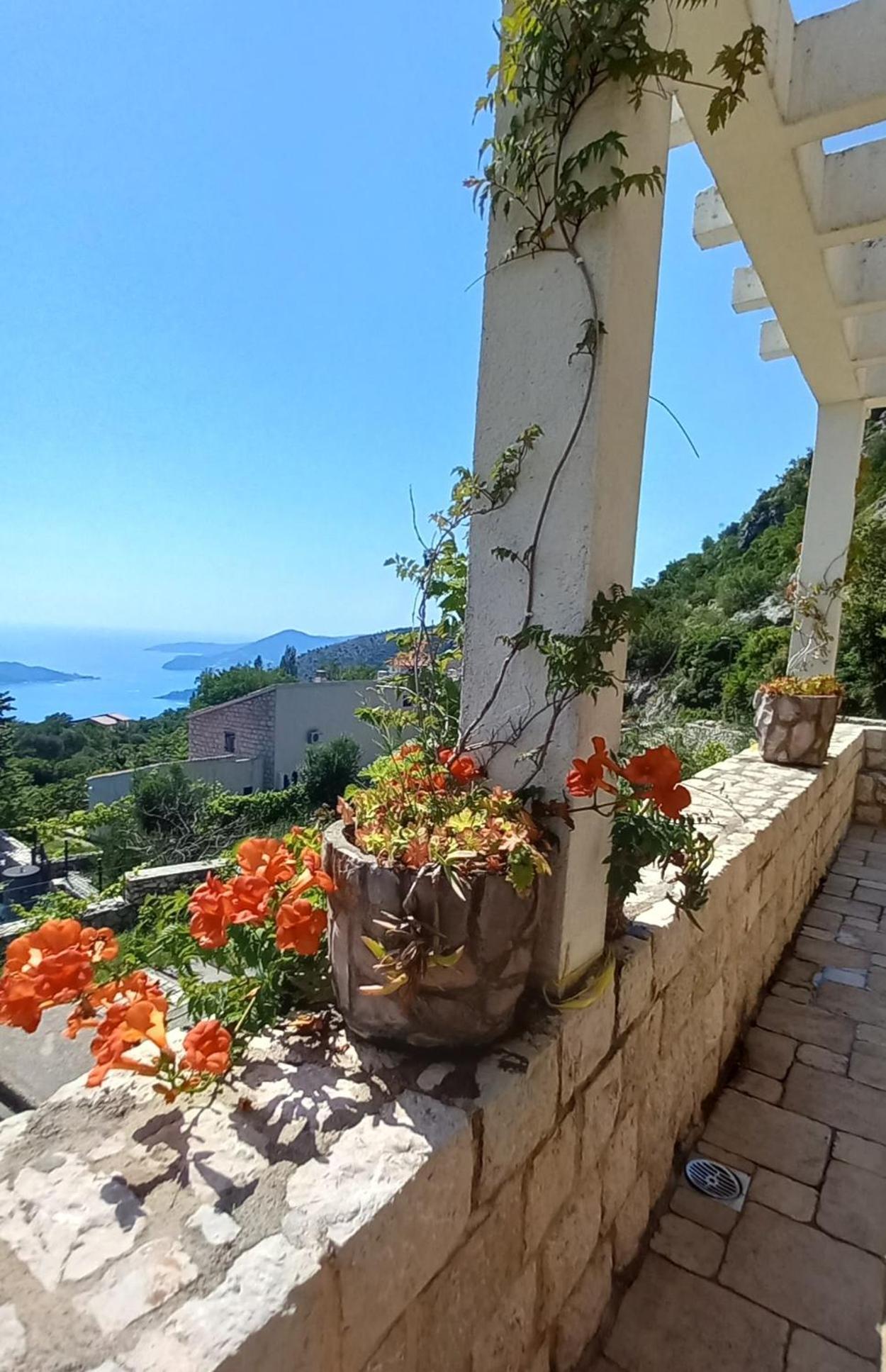Villa Lidija Будва Екстериор снимка